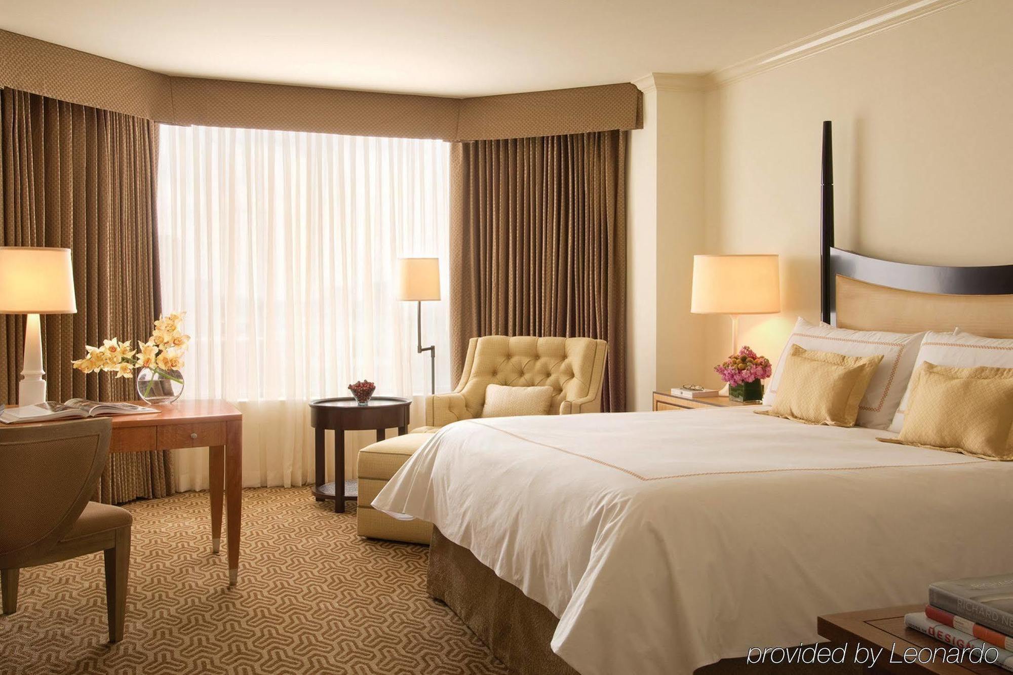 Four Seasons Hotel Houston Oda fotoğraf
